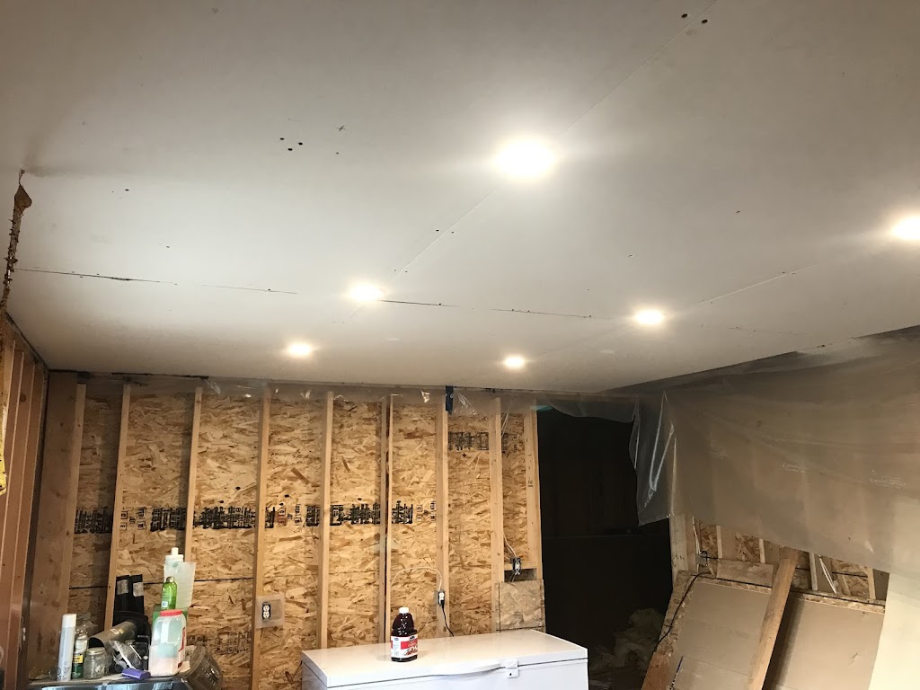 AOM Electrical - Calgary Electrician / Electrician Calgary AB | 201 Harvest Gold Cir NE, Calgary, AB T3K 4H5, Canada | Phone: (587) 619-3043