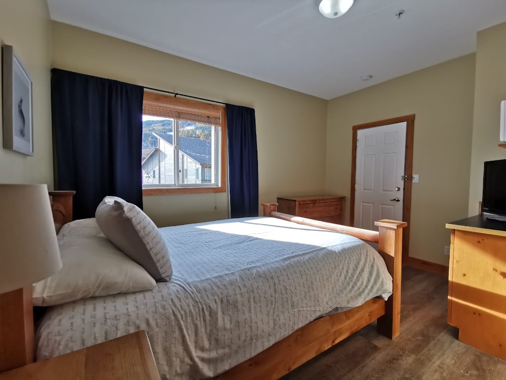 Kimberley Accommodations | 300 Stemwinder Dr #110, Kimberley, BC V1A 3E9, Canada | Phone: (780) 239-0706