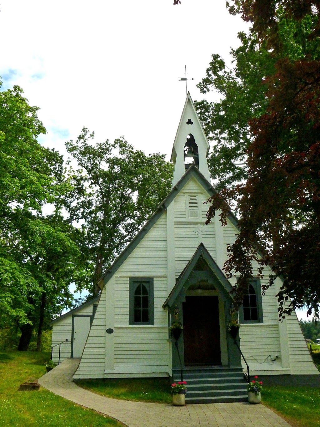 ST. STEPHENS ANGLICAN CHURCH | 7921 St Stephens Rd, Saanichton, BC V8M 2C3, Canada | Phone: (250) 652-4311