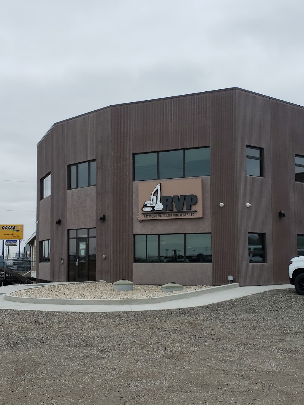 Raymond Vauclair Projects Ltd | 16 Symington Ln N, Springfield, MB R2J 4E8, Canada | Phone: (204) 222-4506
