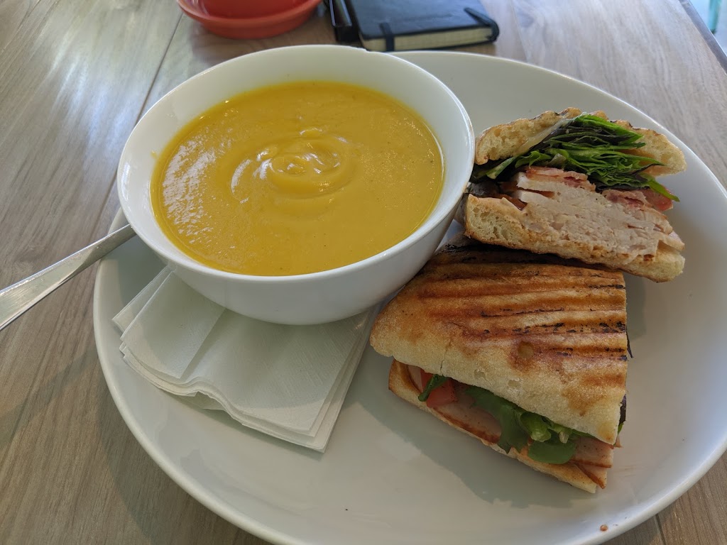 carbon café | 175 Chancellors Way, Guelph, ON N1G 0E9, Canada | Phone: (519) 763-4333