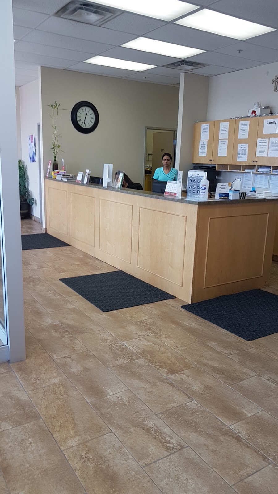 Chinguacousy and Sandalwood Medical Centre | health | 10671 Chinguacousy Rd #6, Brampton, ON L7A 0N5, Canada | 9058404343 OR +1 905-840-4343