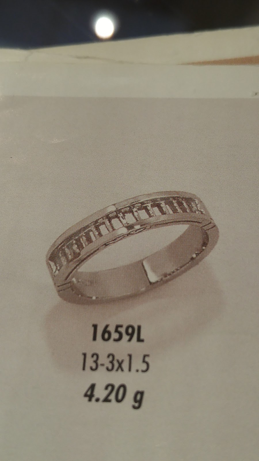 Beaconsfield jewellery Inc. | 50 Boulevard Saint-Charles Suite B11, Beaconsfield, QC H9W 2X3, Canada | Phone: (514) 697-8400