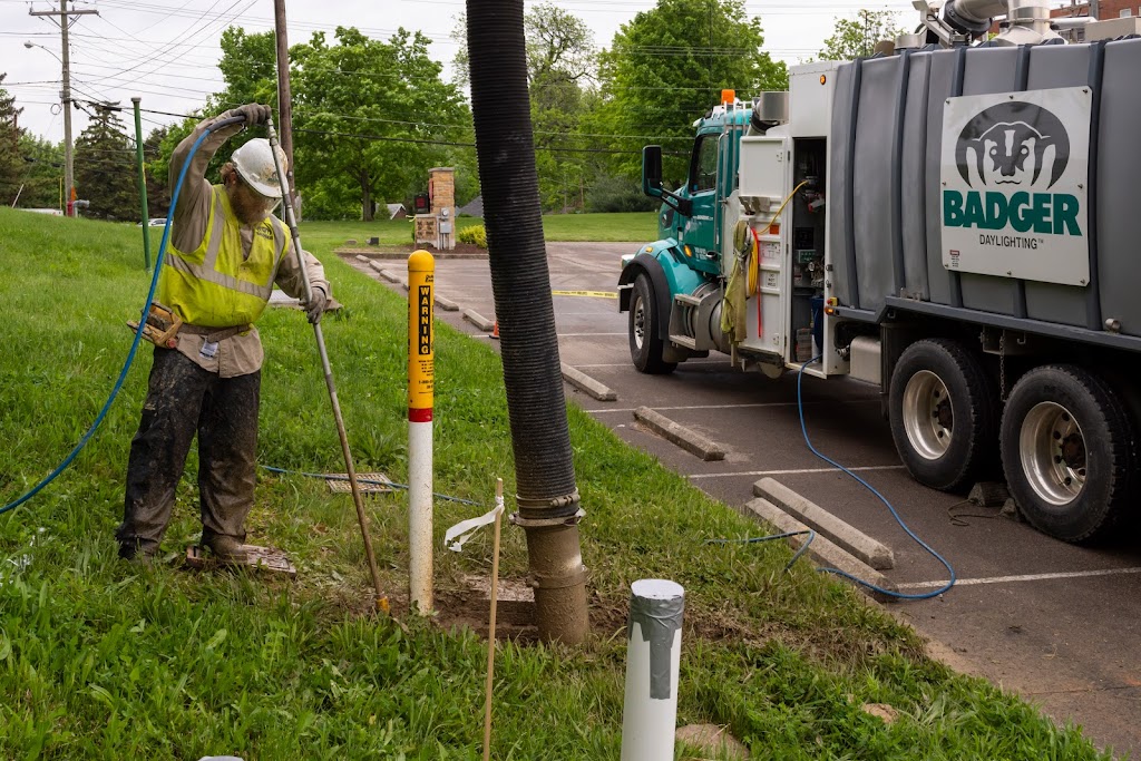 Badger Daylighting : Hydrovac Services Company - Lethbridge, AB. | 819 44 St N, Lethbridge, AB T1H 6N4, Canada | Phone: (403) 328-0659