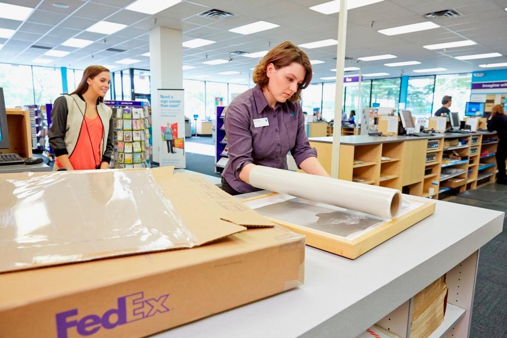 FedEx Office Print & Ship Center | 3701 McKinley Pkwy Suite 1050, Blasdell, NY 14219, USA | Phone: (716) 822-5725
