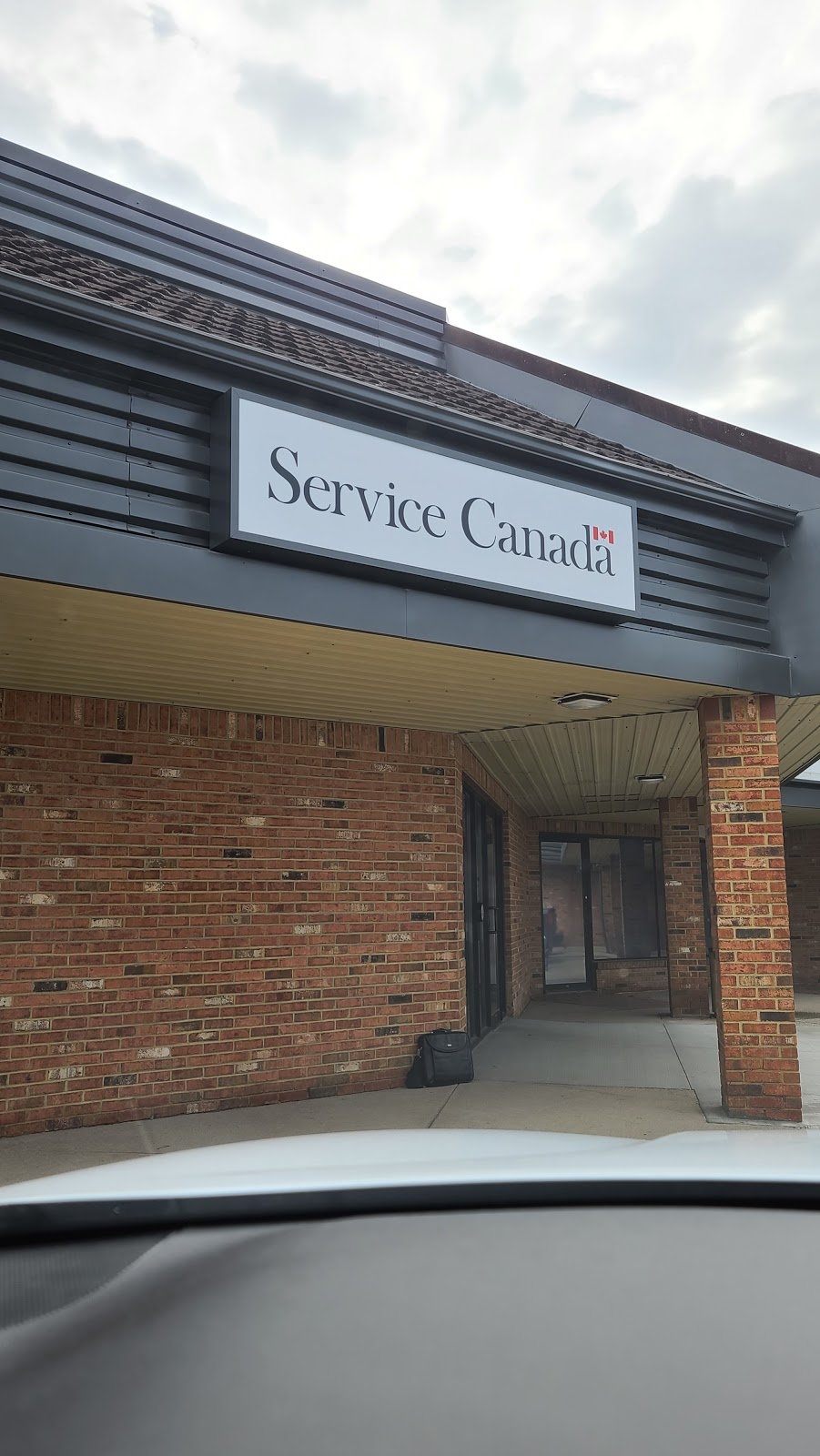 Service Canada Centre | point of interest | 6080 McLeod Rd, Niagara Falls, ON L2G 7T4, Canada | 8006226232 OR +1 800-622-6232