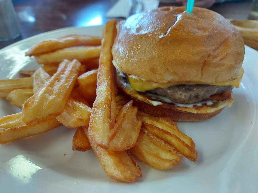 Cordial Restaurant | 1315 Cariboo Hwy, Clinton, BC V0K 1K0, Canada | Phone: (250) 459-2323