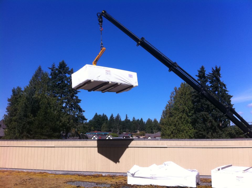 PW McCallum Roofing | 1724 Leighton Rd, Victoria, BC V8R 1M8, Canada | Phone: (250) 884-0305