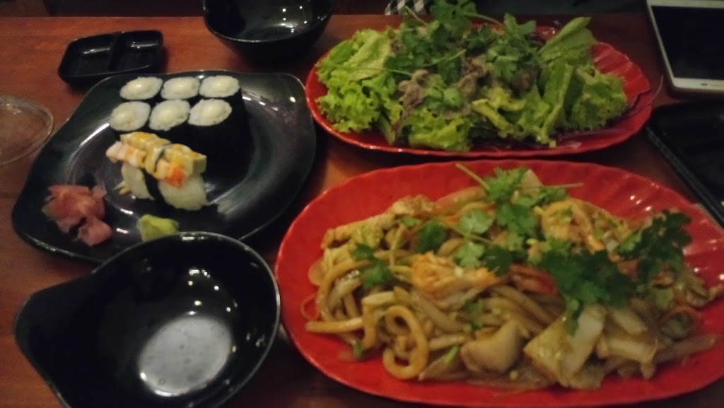 Sushi & Tea | 3027 Kingston Rd, Scarborough, ON M1M 1P1, Canada | Phone: (647) 350-8833