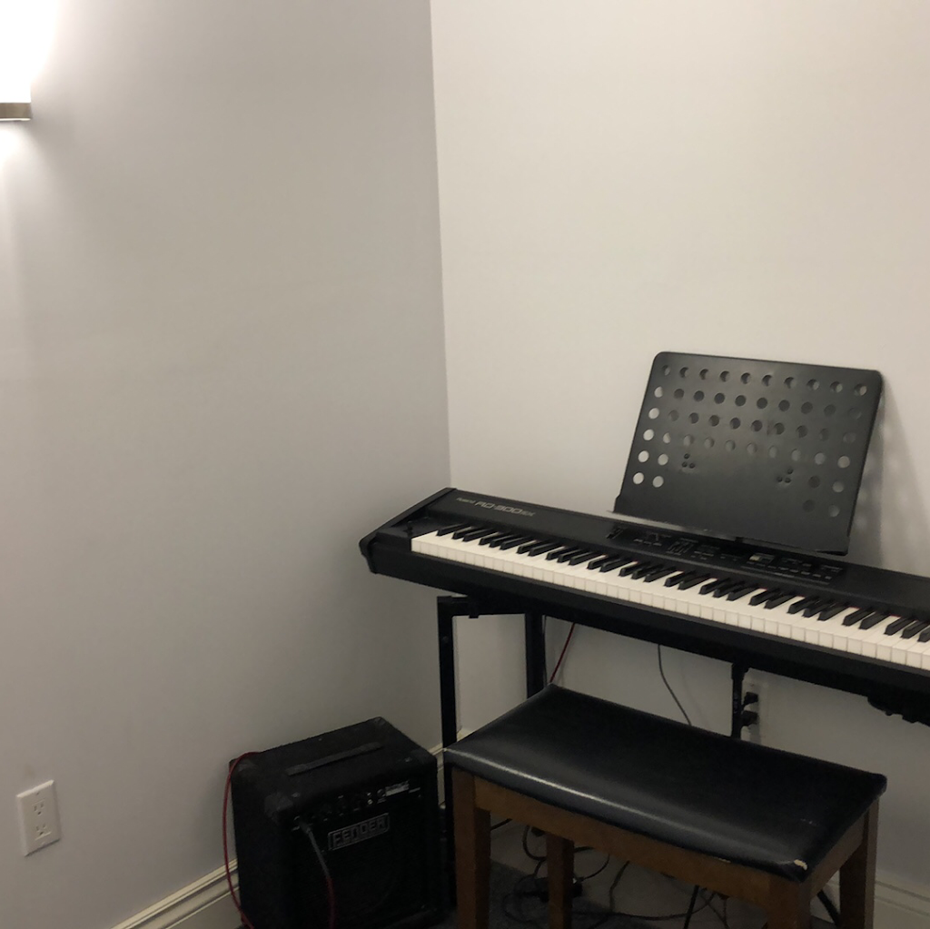 Grimsby Music | 13 Mountain St Building B, Grimsby, ON L3M 3J7, Canada | Phone: (289) 965-9407