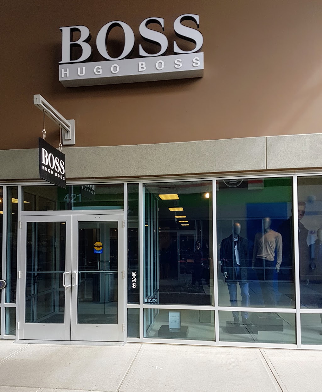 BOSS Outlet | 13805 Steeles Ave W #421, Halton Hills, ON L7G 5G2, Canada | Phone: (289) 851-9908