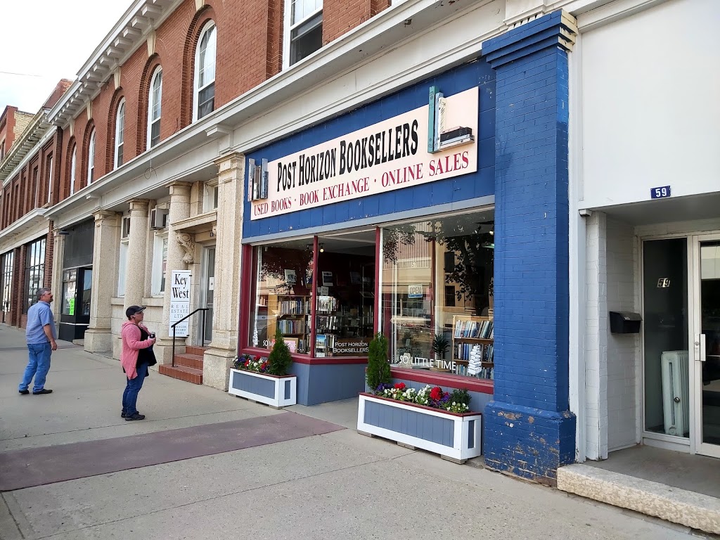 Post Horizon Booksellers | 57 High St W #57, Moose Jaw, SK S6H 1S4, Canada | Phone: (306) 693-4243