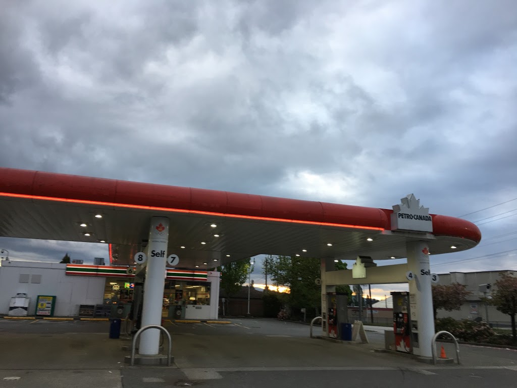 Petro-Canada | 7890 Canada Way, Burnaby, BC V3N 3L4, Canada | Phone: (604) 519-1307