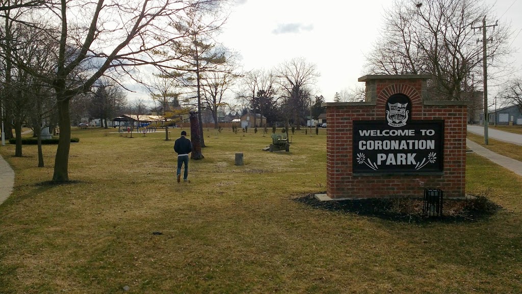 Coronation Park | 176 Broadway St, Parkhill, ON N0M 2K0, Canada | Phone: (519) 294-0573