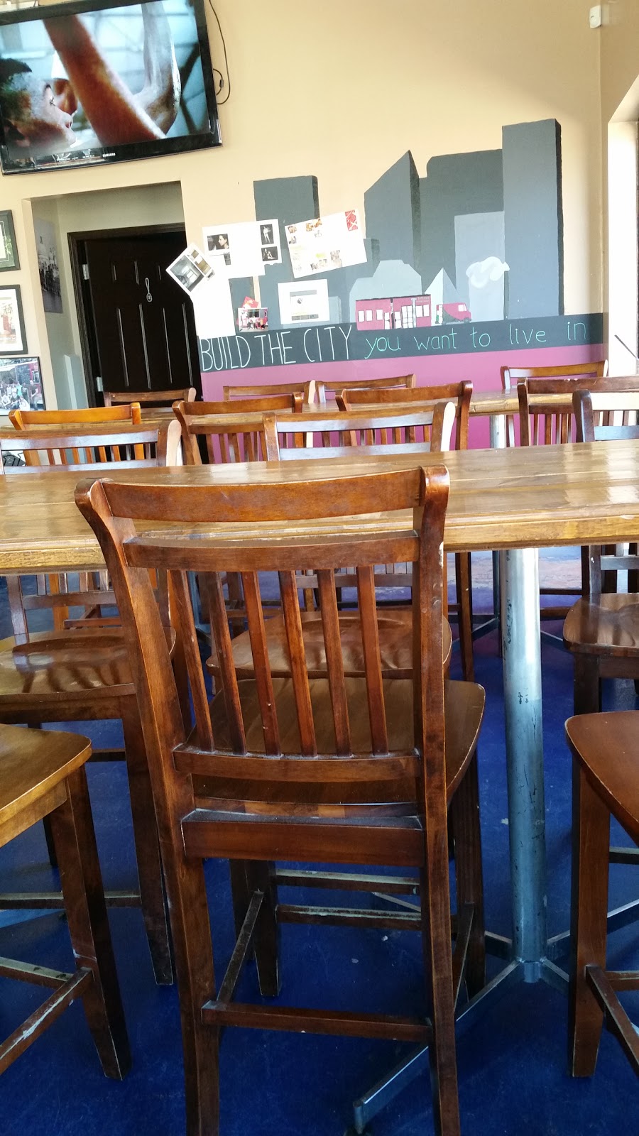 Battistas Calzone | 11745 84 Street NW, Edmonton, AB T5B 3C2, Canada | Phone: (780) 758-1808