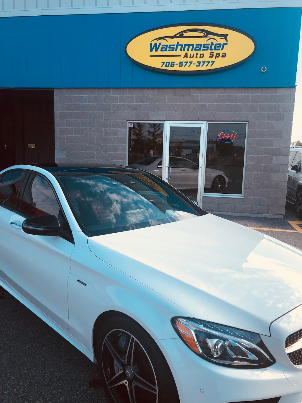 Washmaster Auto Spa | 221-A Mapleview Dr W, Barrie, ON L4N 9E8, Canada | Phone: (705) 577-3777