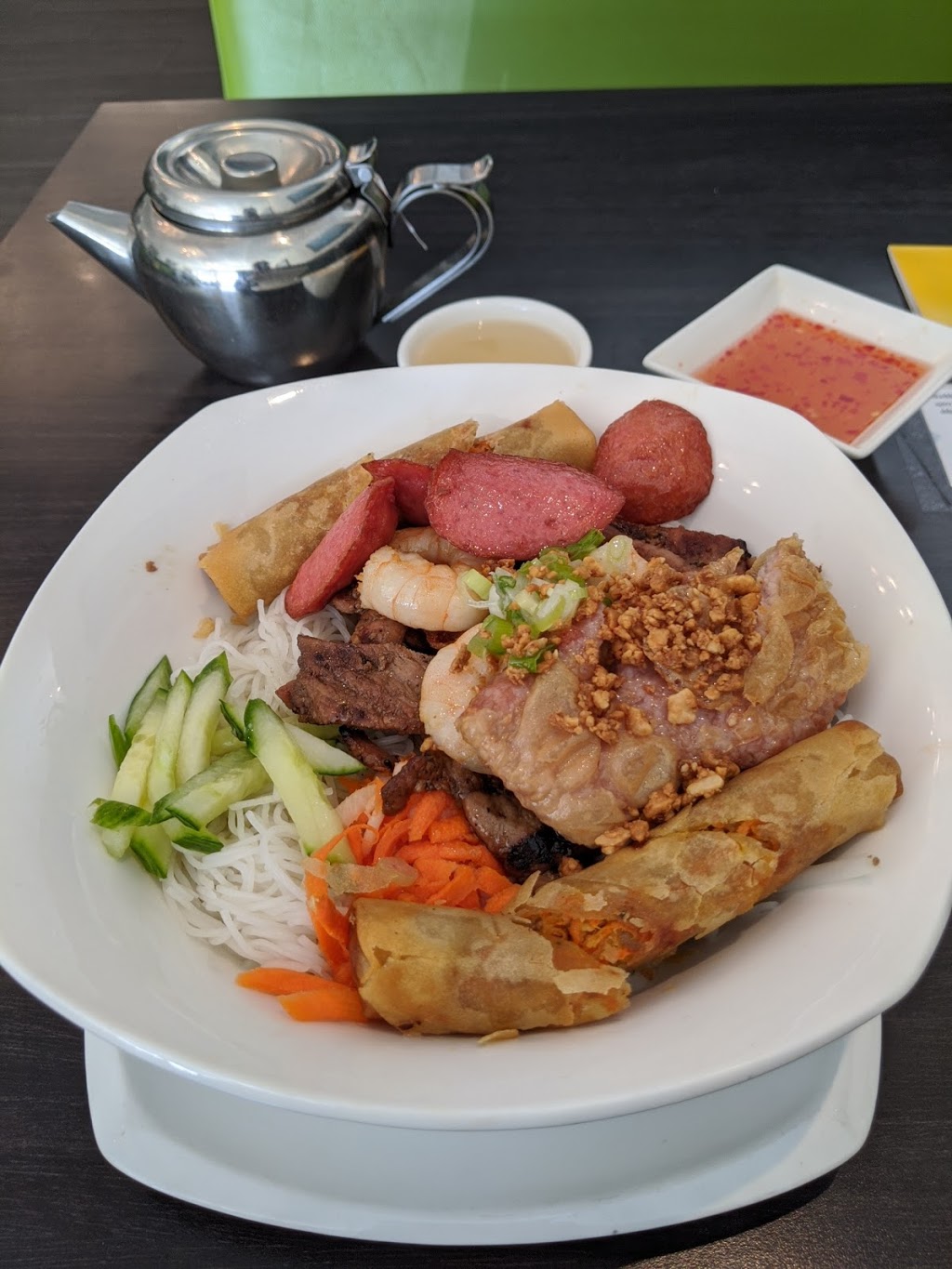 Noodle King | 2800 Main St S, Airdrie, AB T4B 3G2, Canada | Phone: (403) 980-5488