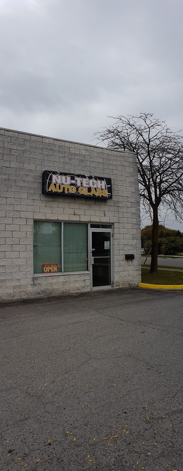 Nu-Tech Auto Glass Inc | 1982 Dundas St, London, ON N5V 1P5, Canada | Phone: (519) 668-2366