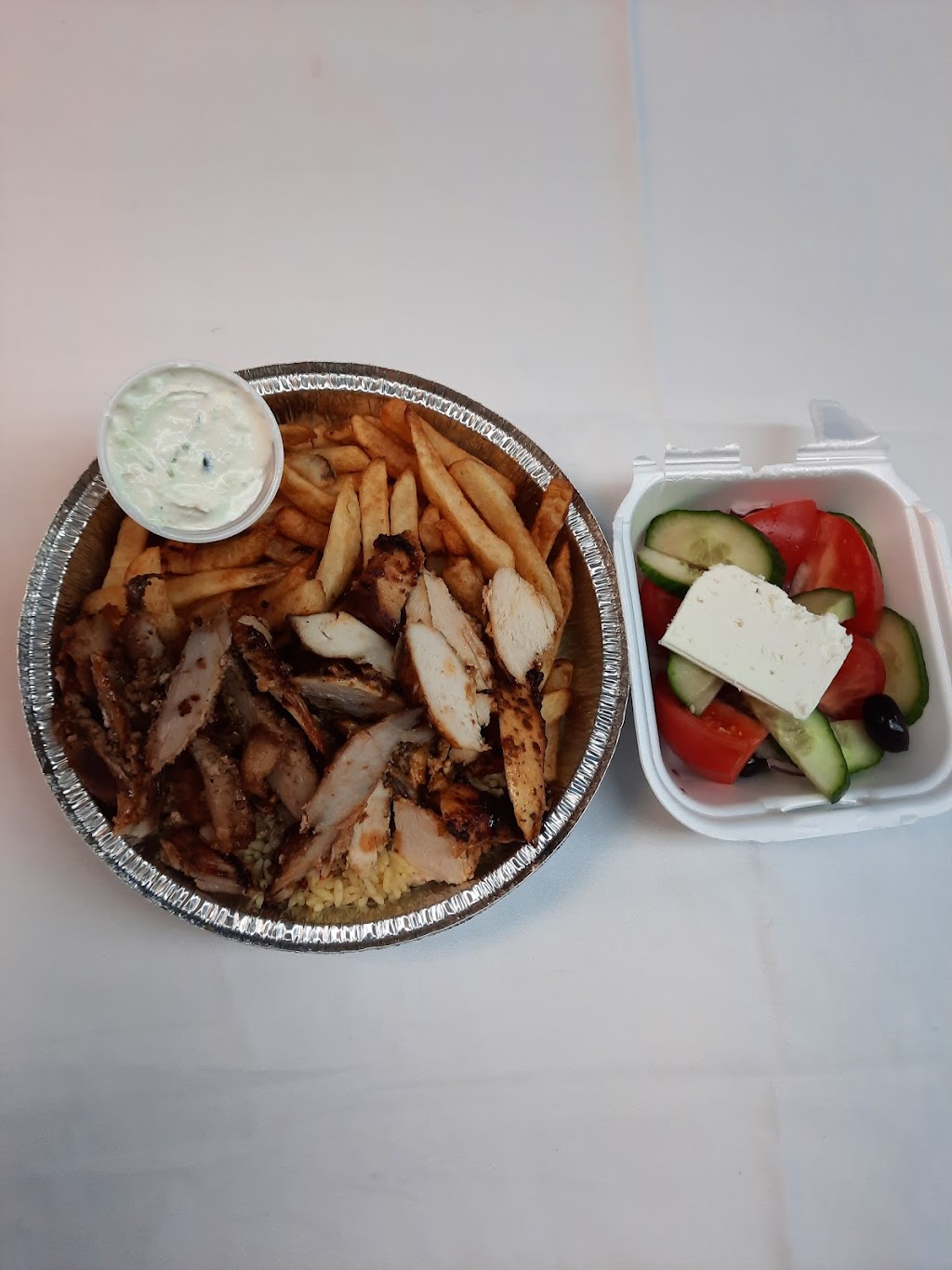 Plaka | 210 Rue Sainte-Catherine local 103a, Saint-Constant, QC J5A 2J4, Canada | Phone: (450) 638-2884