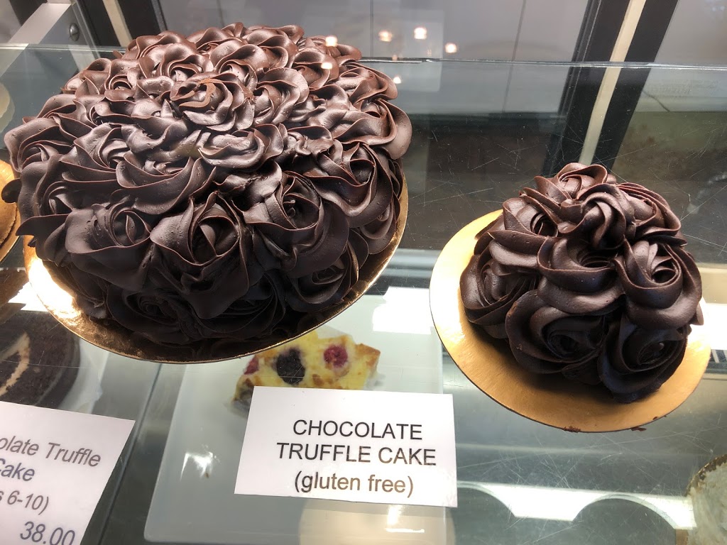 Dauphine Bakery & Cafe | 6005 120 Ave NW, Edmonton, AB T5W 1L8, Canada | Phone: (587) 520-3322