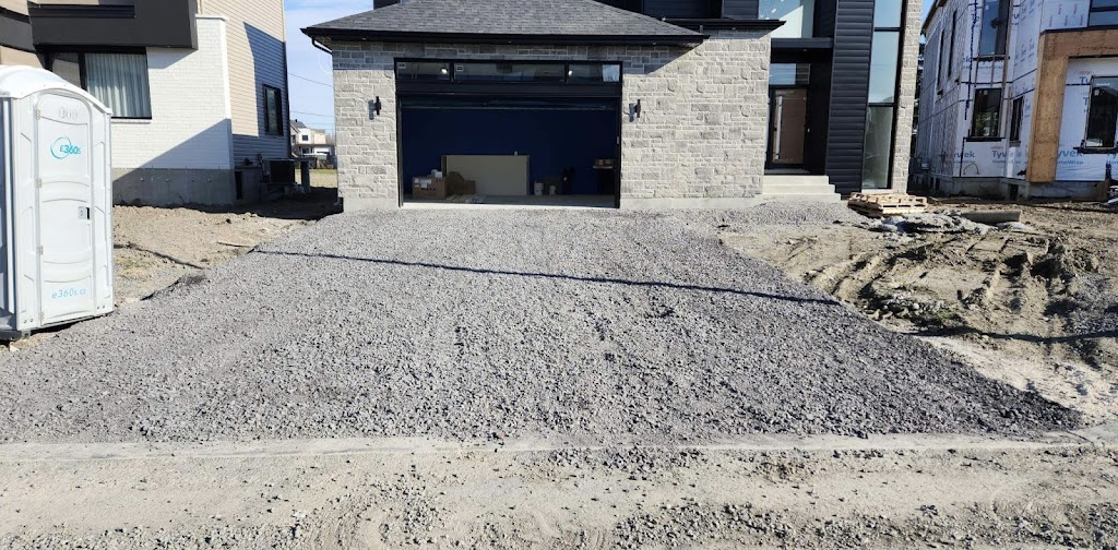 Terrassement Paradis | 217 Rue Jacques-Cartier S, Saint-Jean-sur-Richelieu, QC J3B 4J5, Canada | Phone: (450) 272-6800