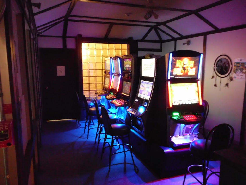 Lundar Motor Hotel | Highway 6 at Main St., Lundar, MB R0C 1Y0, Canada | Phone: (204) 762-5566