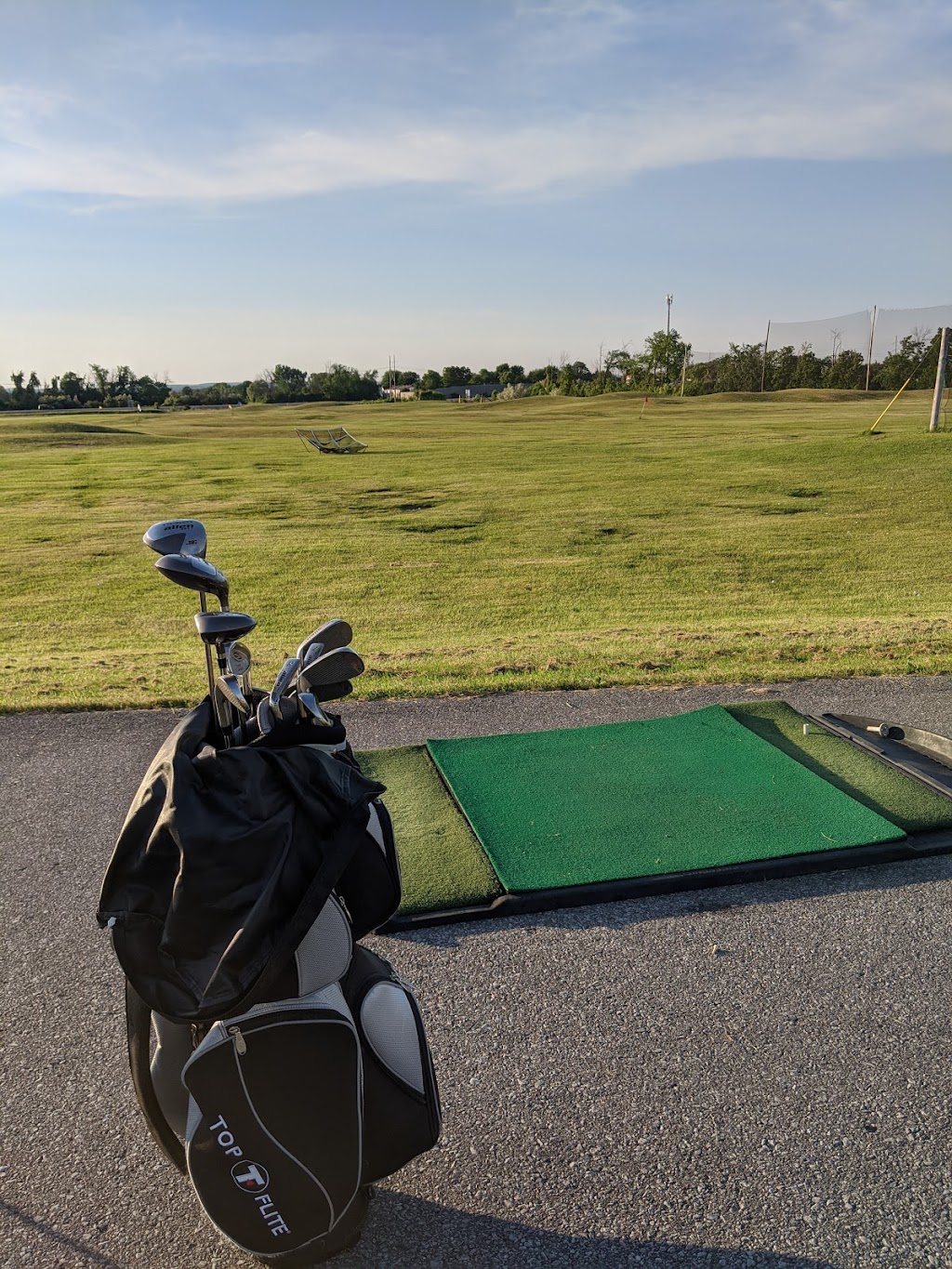 White Sands Golf Course and Practice Centre | 1705 St Joseph Blvd, Orléans, ON K1C 7L1, Canada | Phone: (613) 837-4653