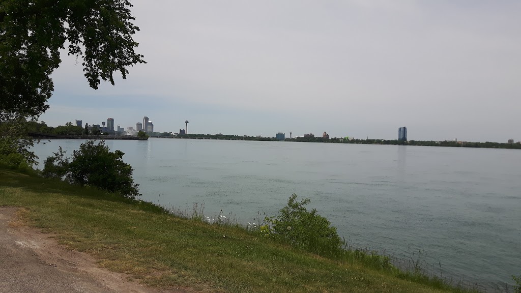 Riverview Park | 8175 Sarah St, Niagara Falls, ON L2G 6V1, Canada | Phone: (905) 356-7521