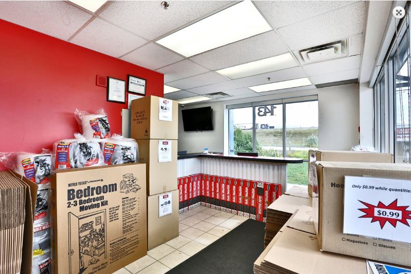 Access Storage - Brampton | 143 Heart Lake Rd S, Brampton, ON L6W 3K1, Canada | Phone: (289) 277-0521