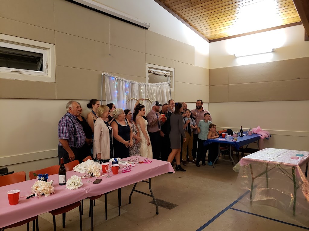 St Francois Xavier Community Centre | 983 MB-26, Saint François Xavier, MB R4L 1A8, Canada | Phone: (204) 864-2182