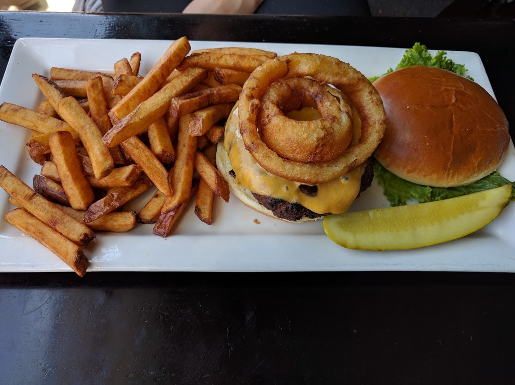 The Royal Oak - Wellington at Hinton | 1217 Wellington St W, Ottawa, ON K1Y 2Z9, Canada | Phone: (613) 728-6661