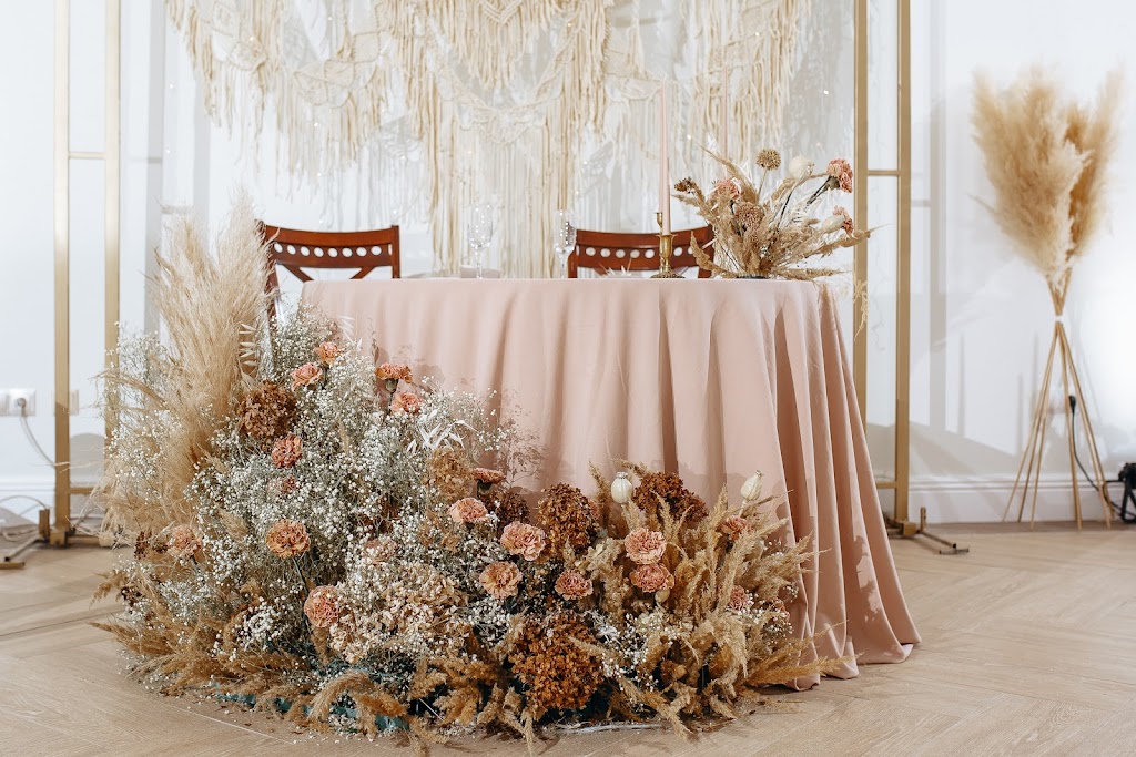 VMD Wedding & Event Decor Surrey | 6251 149 St, Surrey, BC V3S 7X3, Canada | Phone: (778) 919-1970