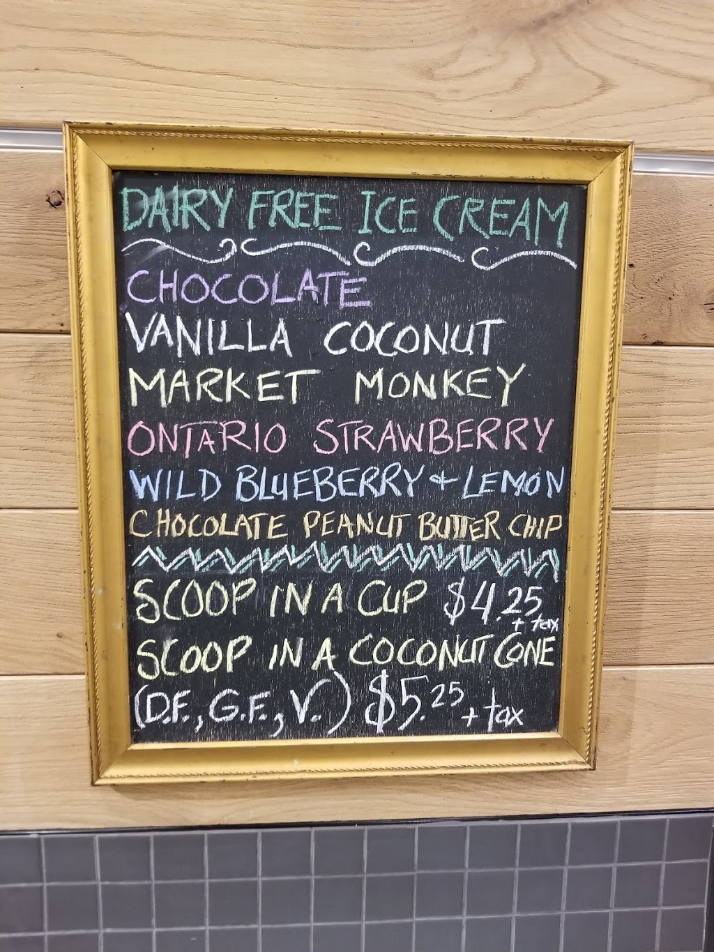 Delight Chocolate | 17600 Yonge St, Newmarket, ON L3Y 4Z1, Canada | Phone: (905) 235-8999
