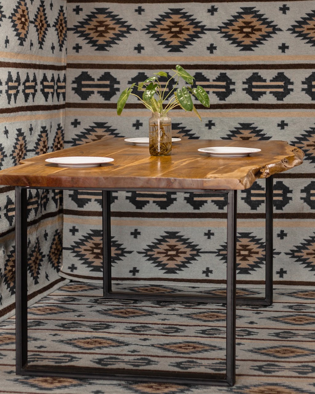 Casa Suarez - Montreal Furniture & Home Decor | 2323 46e Avenue, Lachine, QC H8T 3C9, Canada | Phone: (866) 976-2302