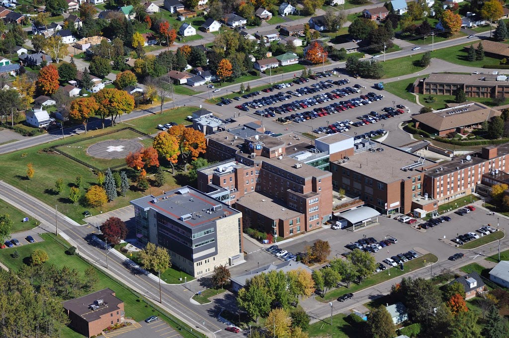 Pembroke Regional Hospital | 705 MacKay St, Pembroke, ON K8A 1G8, Canada | Phone: (613) 732-2811
