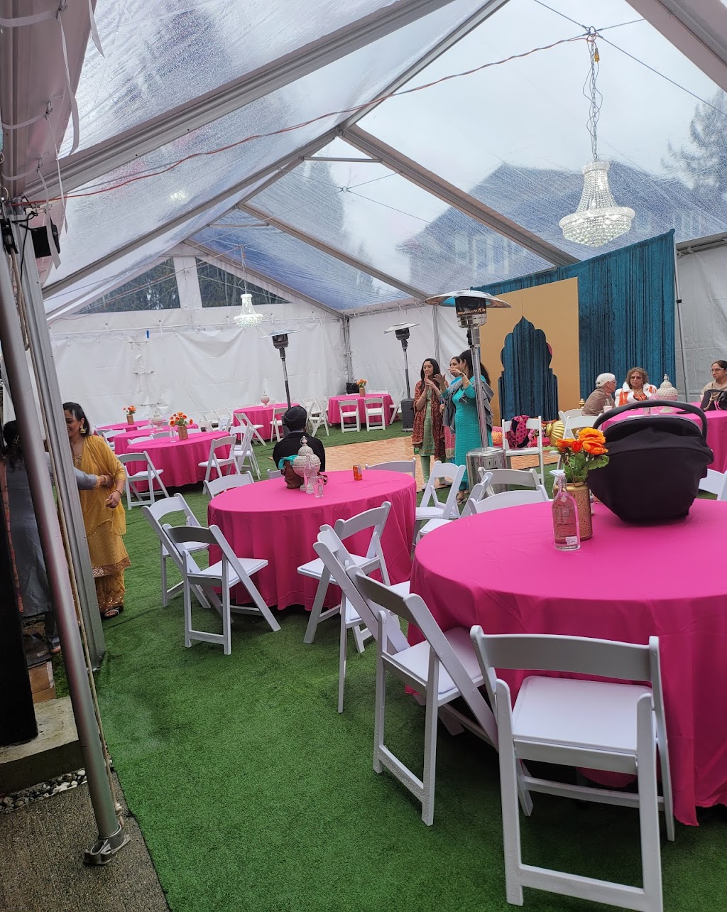 Vintage tent rentals | point of interest | 6732 145a St, Surrey, BC V3S 0T2, Canada | 2363323532 OR +1 236-332-3532