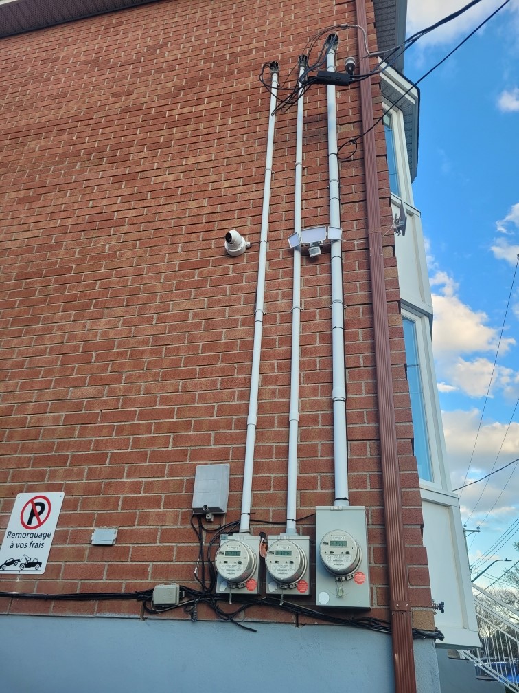 Alarme Doven | 1177 Autoroute Laval Ouest #206, #206, Laval, QC H7L 3W3, Canada | Phone: (866) 906-4664