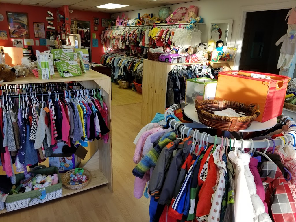 Friperie pas de chichi | 335 Rue de Rouville, Beloeil, QC J3G 1X1, Canada | Phone: (438) 476-3649