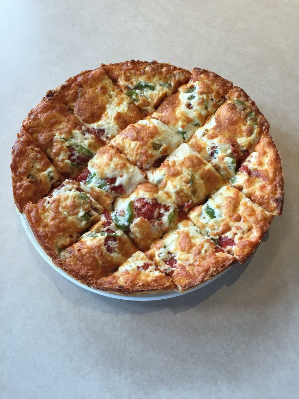 Royal Pizza | 98 Longview Dr #12, Spruce Grove, AB T7X 0H4, Canada | Phone: (587) 286-1286
