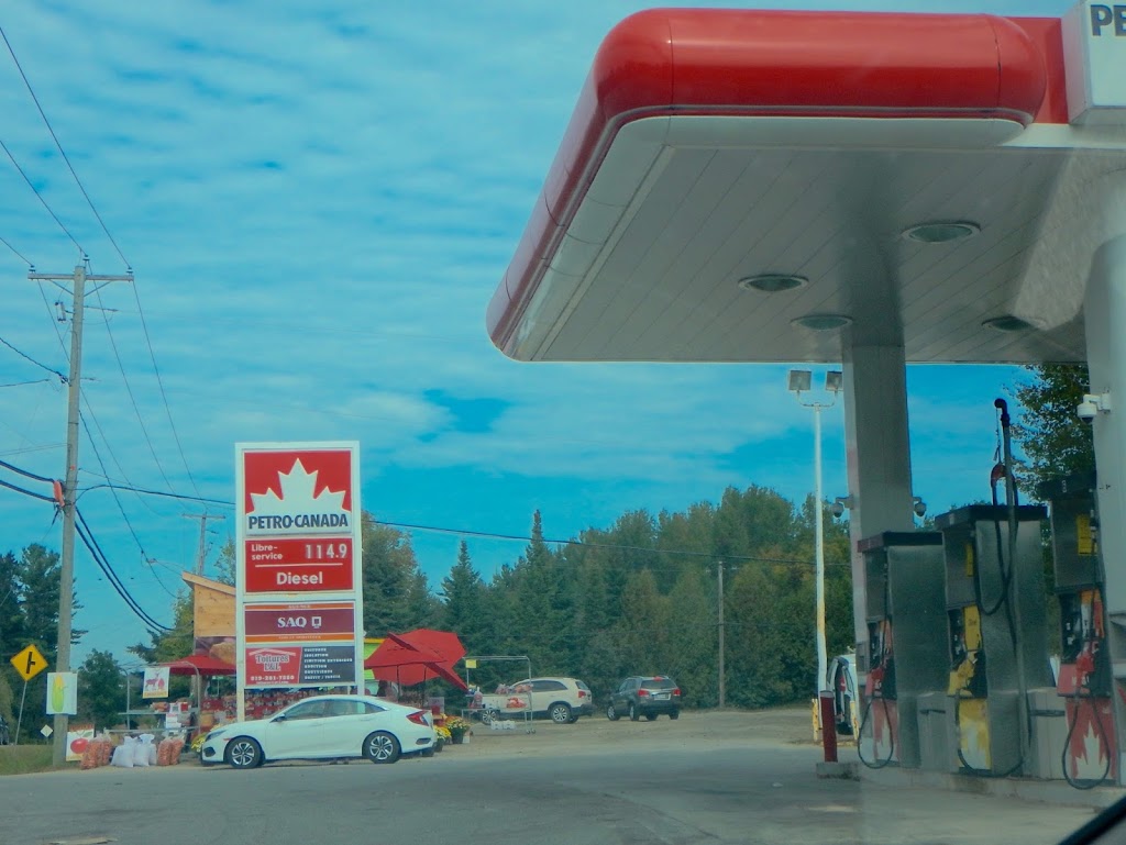 Petro-Canada | 890 Montée de la Source, Cantley, QC J8V 3H4, Canada | Phone: (819) 827-1021