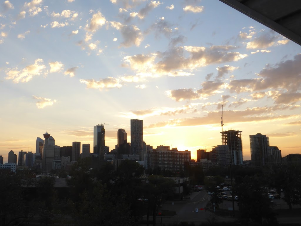 City Centre Riverpath Bed & Breakfast | 1011 Maggie St SE, Calgary, AB T2G 4L6, Canada | Phone: (403) 228-6167