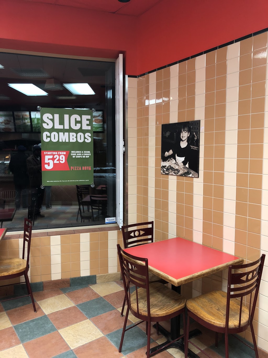 Pizza Nova | 7235 Bellshire Gate, Mississauga, ON L5N 7X1, Canada | Phone: (416) 439-0000