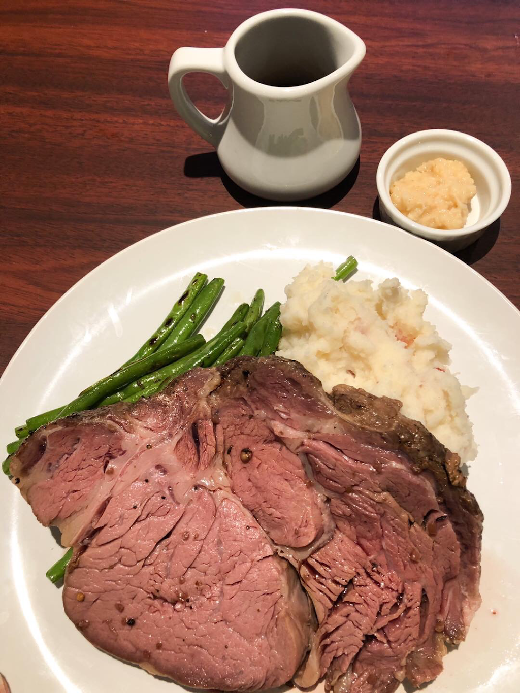 Wolf & Spice Restaurant | 6269 ON-28, Woodview, ON K0L 3E0, Canada | Phone: (705) 654-3661