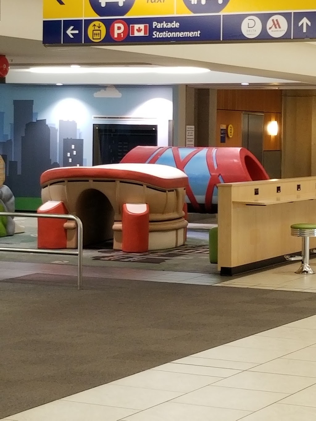 Calgary International Airport | 2000 Airport Rd NE, Calgary, AB T2E 6W5, Canada | Phone: (403) 735-1200