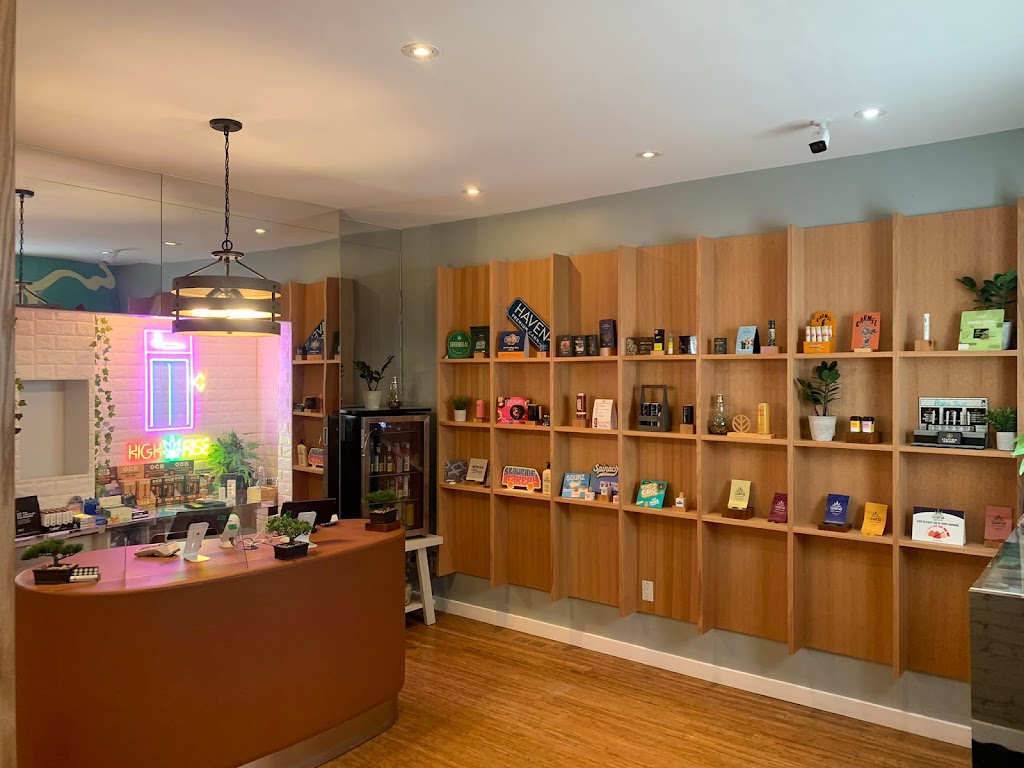 AlphaBud Cannabis (ABC co) | 1186a Woodbine Ave, East York, ON M4C 4E2, Canada | Phone: (647) 343-2837