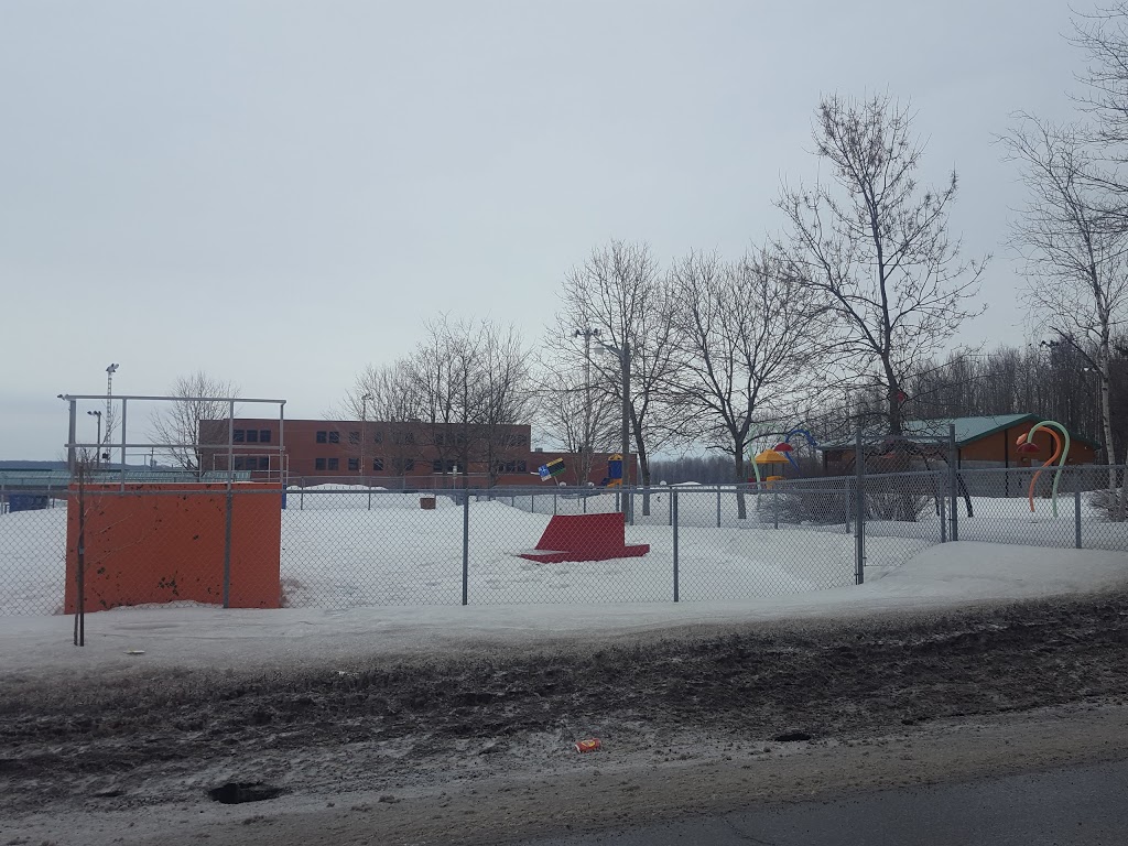 Parc Quatre-vents | 2222 QC-337, Sainte-Julienne, QC J0K 2T0, Canada | Phone: (800) 690-2688