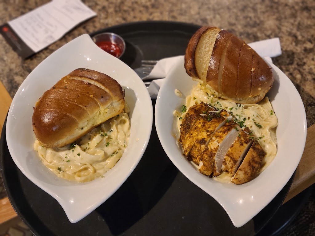 Wings Grill Restaurant & Sports Bar | 3434 48 Ave NE, Calgary, AB T3J 0L1, Canada | Phone: (403) 717-0535