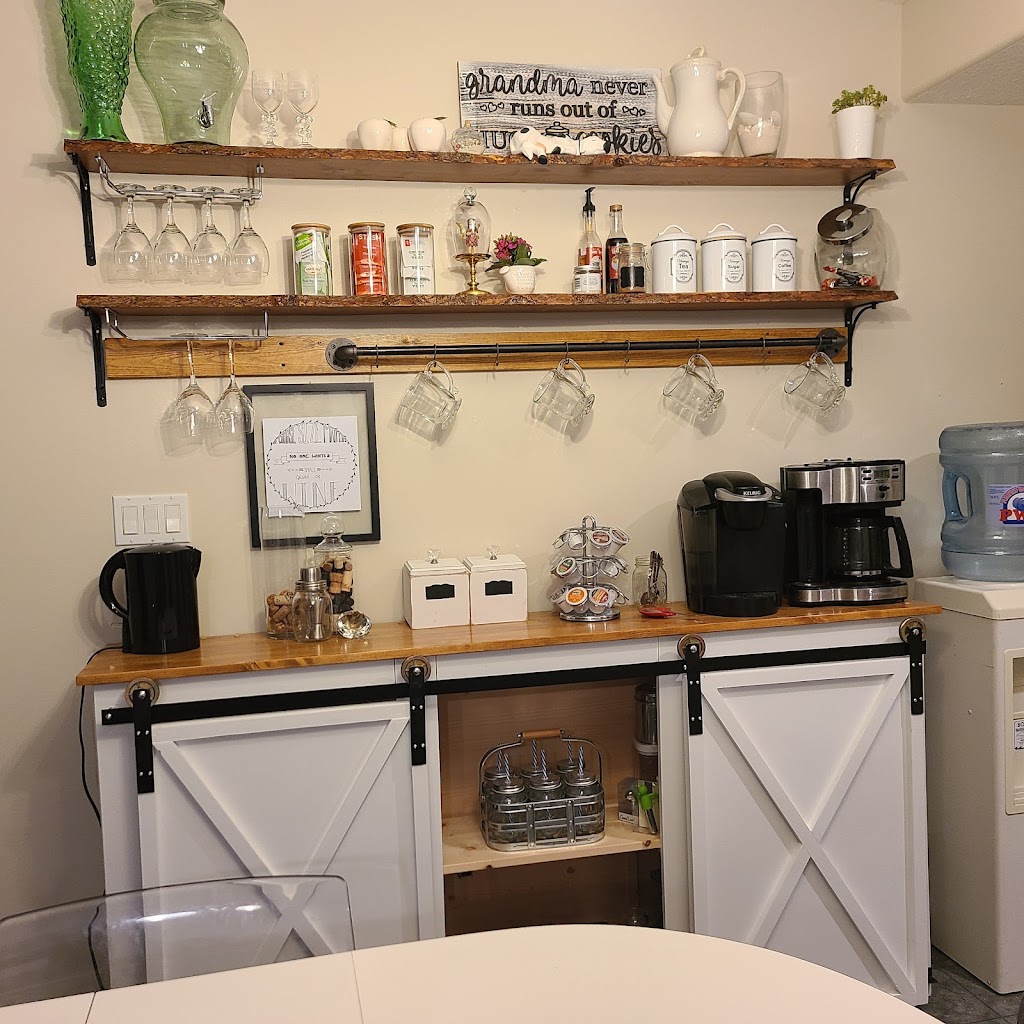 Holly Wood Designs | 211 Parkglen Close, Wetaskiwin, AB T9A 3K3, Canada | Phone: (306) 960-0188