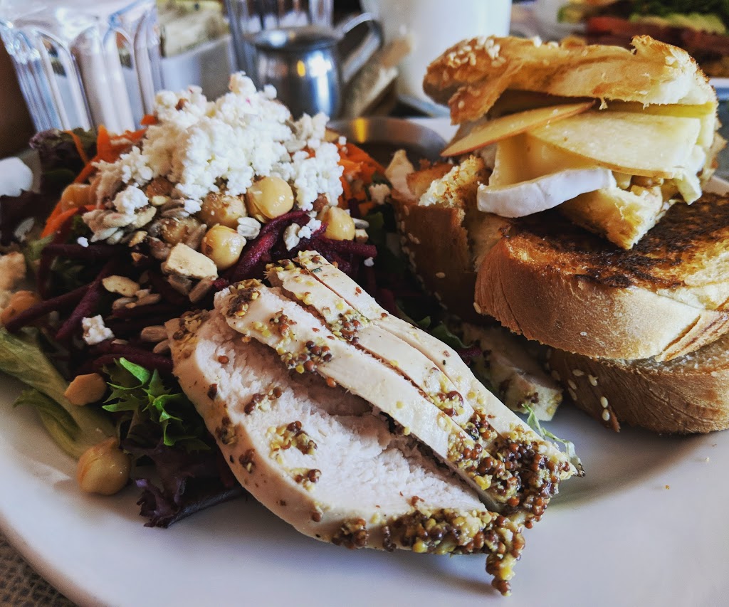 The Village Restaurant | 2518 Estevan Ave, Victoria, BC V8R 2S7, Canada | Phone: (250) 592-8311