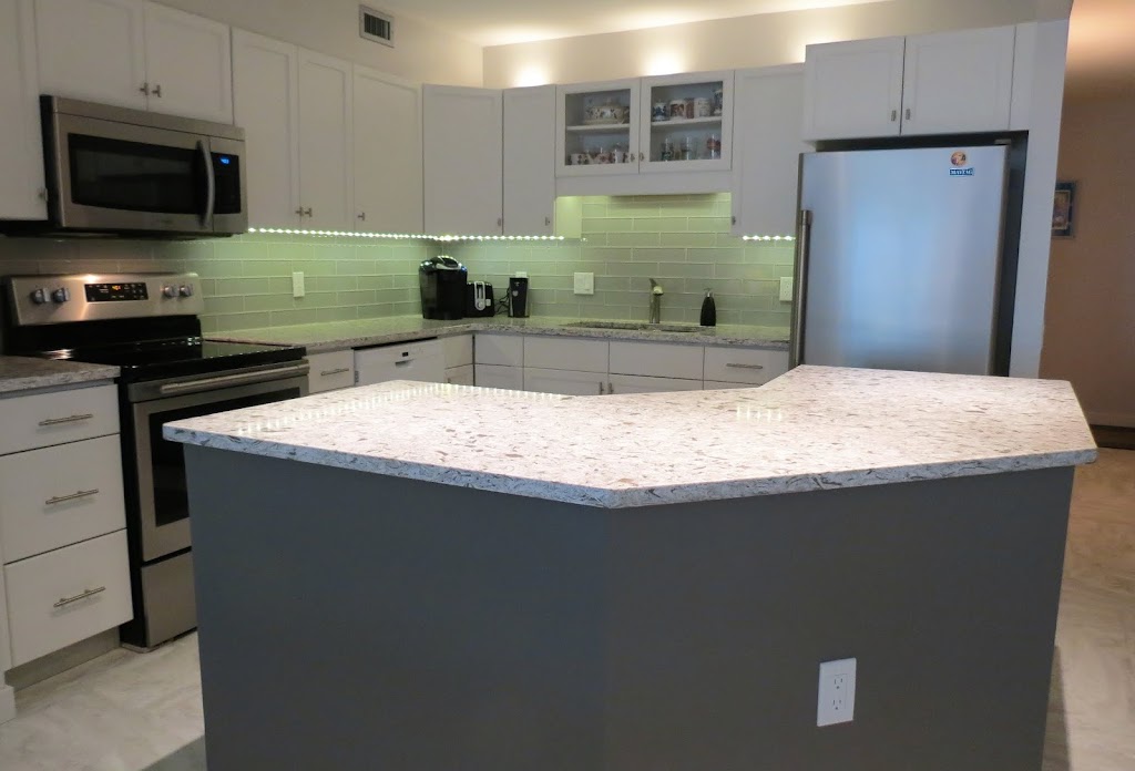 Fred Douglas Place - 55+ Life Lease Building | 333 Vaughan St, Winnipeg, MB R3B 3J9, Canada | Phone: (204) 982-0330
